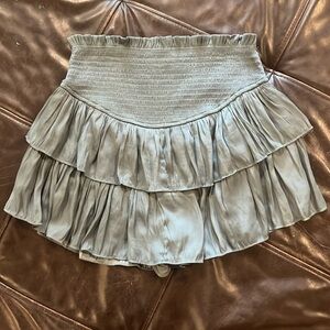 Mustard see Green elastic waste layered shorts/skirt